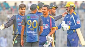 ঢাকাকে বিদায় করে শেষ চারে রংপুর