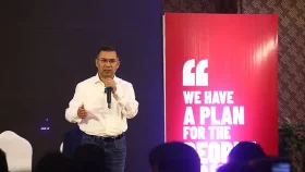&lsquo;মিট অ্যান্ড গ্রিট&rsquo; অনুষ্ঠানে তারেক রহমানের সঙ্গে তরুণরা