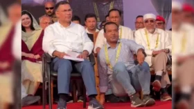 তারেক রহমানের পাশে বসা নিয়ে ন্যারেটিব দাঁড় করানো হচ্ছে: রাকিব