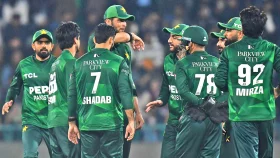 হঠাৎ পাকিস্তানের বিশ্বকাপ জার্সি উন্মোচন অনুষ্ঠান বাতিল, জল্পনা তুঙ্গে
