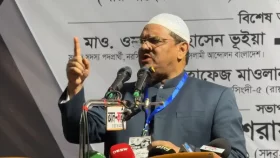 গোপন বৈঠক নিয়ে প্রশ্ন তুলে জামায়াতের সমালোচনা চরমোনাই পীরের