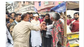 ভোট দিয়ে নিজেদের ভোটাধিকার প্রতিষ্ঠিত করুন: গয়েশ্বর চন্দ্র রায়