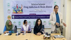 'আদর-ভালোবাসা দিয়েই মাদকের পথ থেকে কাউকে ফেরানো সম্ভব'