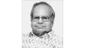 চলে গেলেন &lsquo;সব্যসাচী&rsquo; রণজিৎ দাস