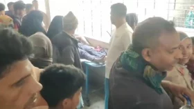 নরসিংদীতে দুই পক্ষের সংঘর্ষ, গুলিবিদ্ধ হয়ে শিক্ষার্থী নিহত