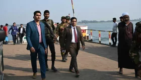 ভোটাররা নির্ভয়ে ভোট দিতে পারবেন, আড়াইহাজারে প্রস্তুতি দেখে ডিসি