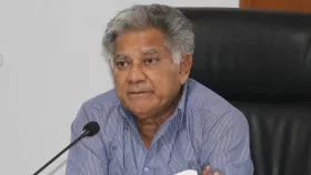 বন্দরে ধর্মঘট নিয়ে হার্ডলাইনে যাবে সরকার: নৌপরিবহন উপদেষ্টা