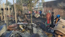 বসতবাড়িতে আগুন, দগ্ধ হয়ে মা-মেয়ের মৃত্যু