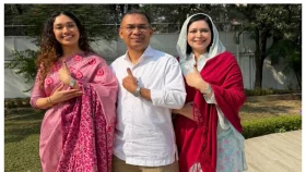 ভোট দিলেন জুবাইদা রহমান ও জাইমা রহমান