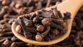 সুস্বাস্থ্য নিশ্চিতে লবঙ্গ খাওয়া উচিত
