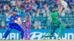 বাবরদের চরম ব্যর্থতায় ভারতের কাছে হারলো পাকিস্তান