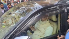 শপথ নিতে সংসদে প্রবেশ করলেন জামায়াত আমির