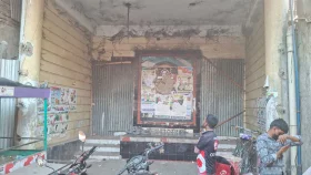 নারায়ণগঞ্জ আ. লীগ কার্যালয়ে ব্যানার টানানোর কিছুক্ষণ পরেই উধাও