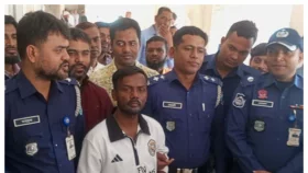 নায়িকা বানানোর আশ্বাসে ধর্ষণ, গ্রেপ্তার হিরো আলম