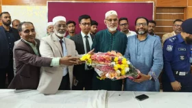 সরকারি সফরে নিজ এলাকায় পিরোজপুরে গণপূর্তমন্ত্রী আহম্মদ সোহেল