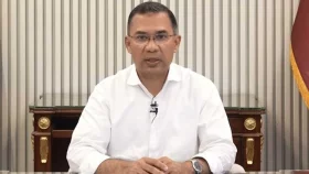 সচিবালয়ে ব্যস্ত সময় পার করছেন প্রধানমন্ত্রী