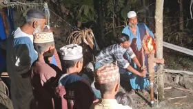 গভীর নলকূপ স্থাপনে পানির বদলে পাওয়া গেল গ্যাস