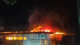 ময়মনসিংহে গভীর রাতে মসজিদে আগুন