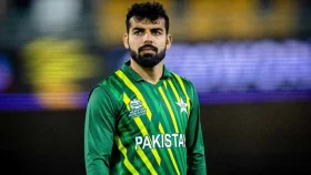 বিশ্বকাপ শেষ হওয়ার আগেই পাকিস্তানের অধিনায়ক বদলের তোড়জোড়