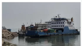পাটুরিয়া-দৌলতদিয়া নৌ-রুটে ৪ ঘণ্টা স্থবিরতা&nbsp;