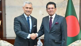 পররাষ্ট্রমন্ত্রীর সঙ্গে মার্কিন সহকারী পররাষ্ট্রমন্ত্রী পল কাপুরের বৈঠক