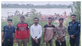 বাঁশখালী&zwnj;তে বালু উত্তোলনের দায়ে ৩ লাখ টাকা জ&zwnj;রিমানা
