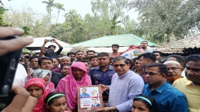ধানের শীষে ভোট দিতে বাঁধায় আত্মহত্যার চেষ্টাকারী গোলাপীর বাড়িতে প্রধানমন্ত্রীর উপহার&nbsp;