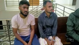 সাতকানিয়ায় মাটি কাটায় ২ জনের দণ্ড: ডাম্পার স্কেভেটর বিকল
