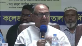 সরকারকে বিব্রত করে ক্ষমতায় যাওয়ার চিন্তা করলে দেশের উন্নয়ন হবে না: মির্জা আব্বাস