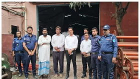 আড়াইহাজারে দুই প্রতিষ্ঠানকে জরিমানা