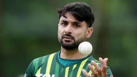 ভারতীয় ফ্র্যাঞ্চাইজির হয়ে শেষ পর্যন্ত খেলতে পারবেন তো আবরার?