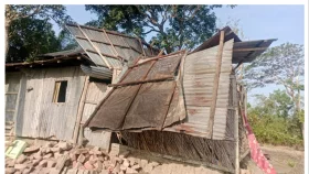 আকস্মিক ঝড়ে ভোলায় অর্ধশত ঘরবাড়ি বিধ্বস্ত