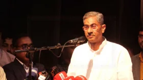 পাউবোর জায়গায় বোর্ড ক্লাবের নির্মাণ কাজ বন্ধ করলেন মন্ত্রী