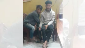 স্বামীকে অস্ত্রের মুখে জিম্মি করে স্ত্রীকে ধর্ষণ, গ্রেপ্তার ২