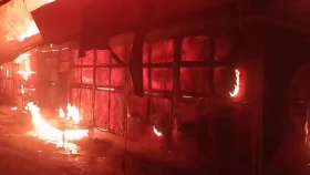 পঞ্চগড় বাজারে ভয়াবহ আগুন, পুড়ে ছাই ১০ দোকান