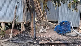 ঘরে আগুন দিয়ে পুরো পরিবারকে পুড়িয়ে মারার চেষ্টা, থানায় অভিযোগ