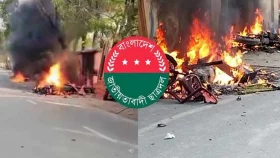 ছাত্রদল আহ্বায়কের নেতৃত্বে বালু উত্তোলন, ১১ মোটরসাইকেল জ্বালিয়ে দিল গ্রামবাসী
