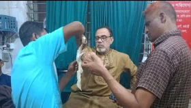 পলাশবাড়ীতে থানায় ঢুকে পুলিশকে মারধর, নেতৃত্বে জামায়াত নেতা