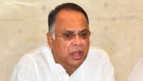কালোবাজারিরা তেল মজুত করে সংকট সৃষ্টির চেষ্টা করছে: জ্বালানিমন্ত্রী