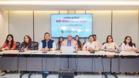 পে স্কেল পুনর্বিবেচনায় নতুন কমিশন দরকার: দেবপ্রিয় ভট্টাচার্য