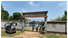 শৃঙ্খলা মানতে বলায় শিক্ষক লাঞ্ছিত, শিক্ষার্থী বহিষ্কার