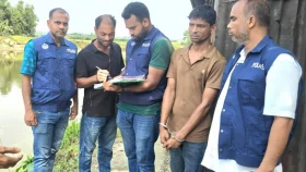 ইয়াবাসহ আমান উল্যাহ &lsquo;গ্রেপ্তার&rsquo;