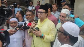 'বাবাকে একনজর দেখেছি, দেশের মাটিতে দাফন হয়েছে এটিই সান্ত্বনা'