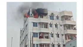 টঙ্গীতে বহুতল ভবনে আগুন