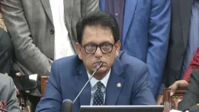 শিক্ষকদের উৎসব ভাতা বৃদ্ধি নিয়ে নতুন সিদ্ধান্ত জানালেন শিক্ষামন্ত্রী