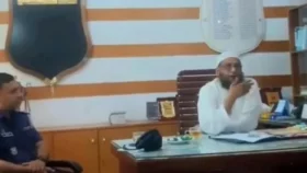 থানায় গিয়ে ওসির চেয়ারে বসলেন এমপি, ভিডিও ভাইরাল