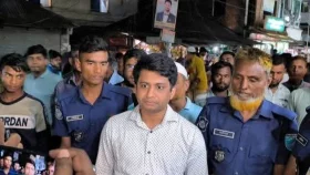 বোয়ালমারীতে শতাধিক অবৈধ ঝুপড়ি দোকান উচ্ছেদ