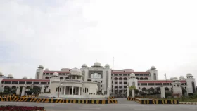 ইসলামাবাদে পৌঁছেছে মার্কিন প্রতিনিধিদল