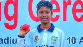 ৬-৬-০-৫: খাগড়াছড়ির ক্ষুদে ক্রিকেটারের বিরাট কীর্তি