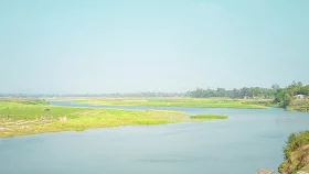 দীর্ঘ অবহেলা ও অনিয়ন্ত্রিত ব্যবহারে অস্তিত্ব সংকটে মাতামুহুরি